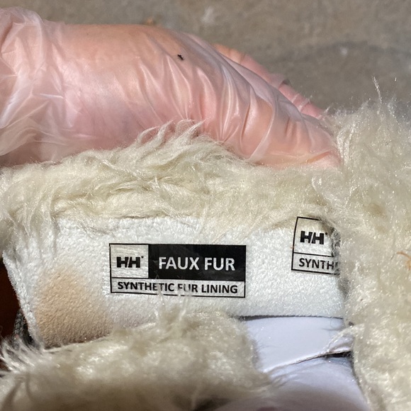 Shoes - Picture 4 of 4